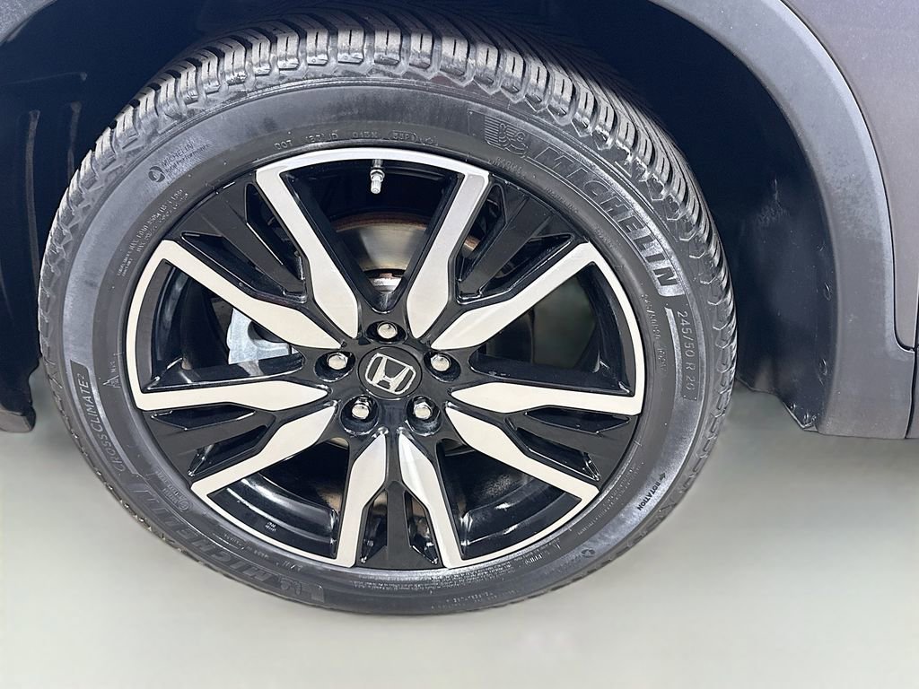 Used 2019 Honda Pilot Touring image 29