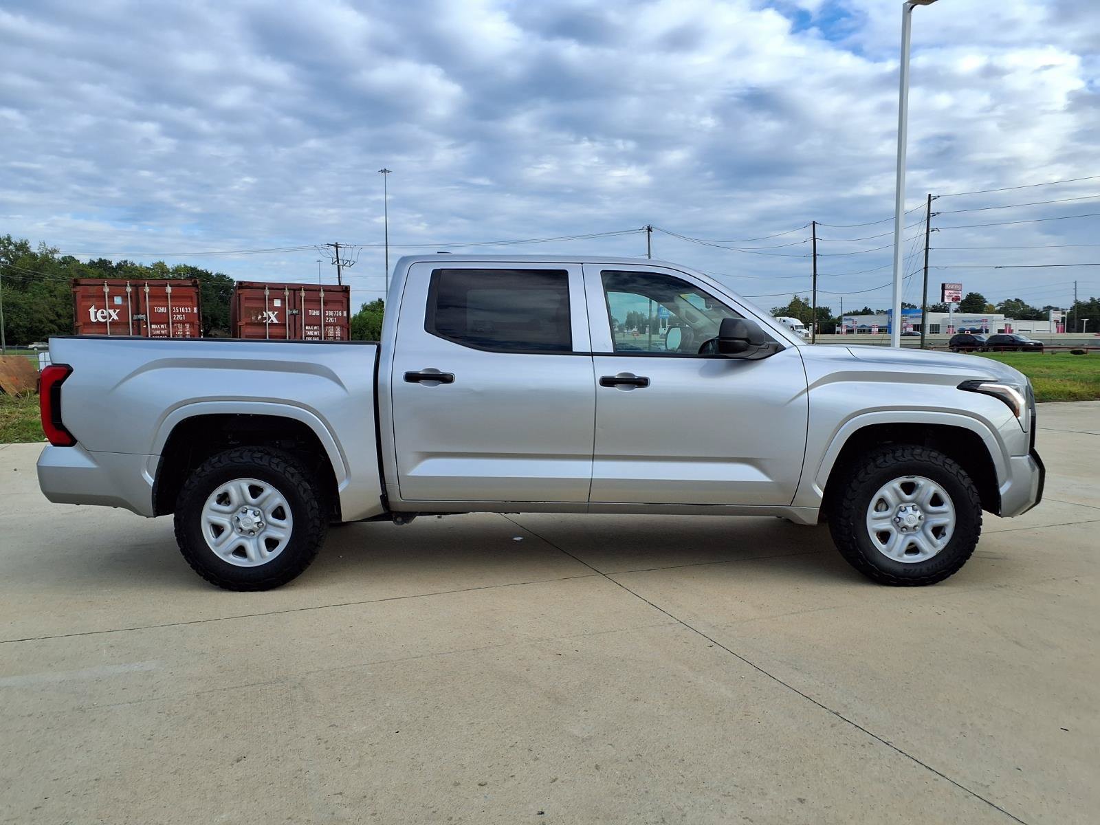 Used 2024 Toyota Tundra SR w/ SR Tow Package AWD/4WD image 5