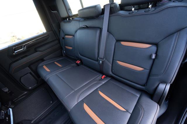 Used 2024 GMC Sierra 2500 AT4 w/ AT4 Premium Plus Package image 32