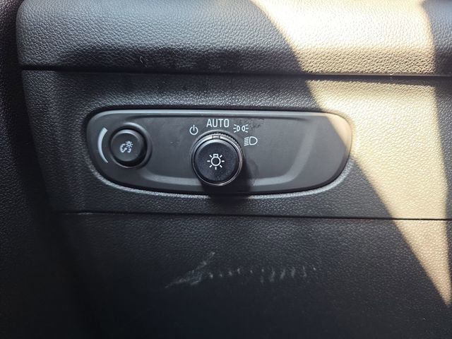 Certified 2023 Buick Envision Essence image 29