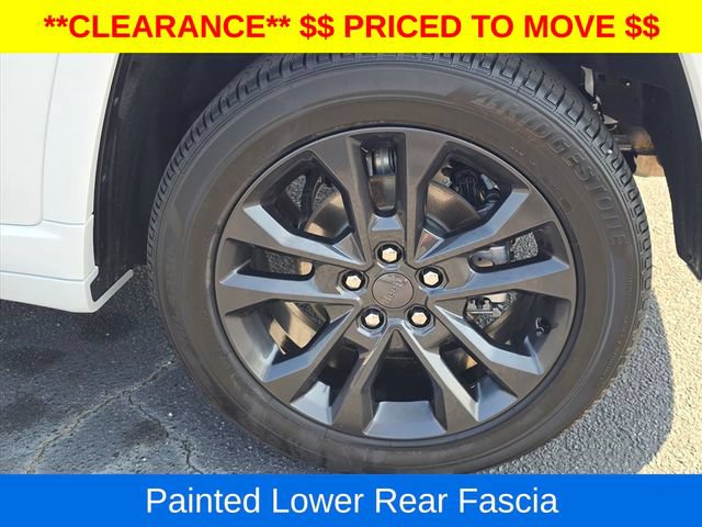 Used 2026 Jeep Grand Cherokee Limited AWD/4WD image 33