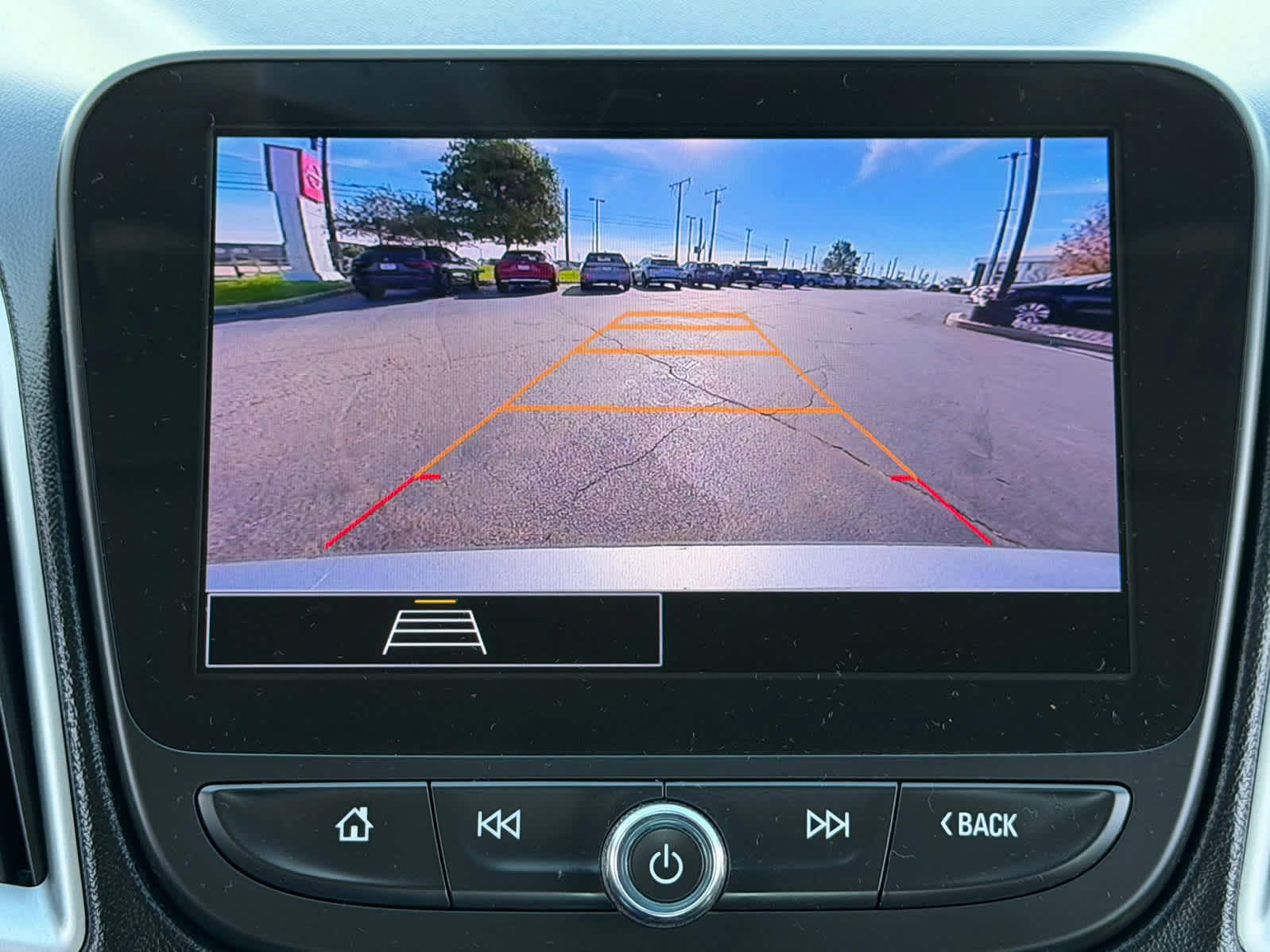 Used 2023 Chevrolet Malibu LT FWD image 30