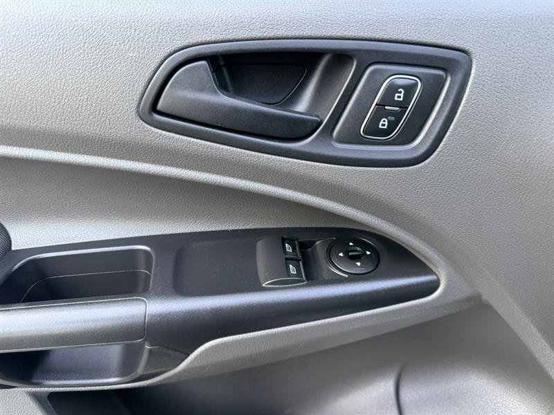 Used 2022 Ford Transit Connect XL FWD image 17
