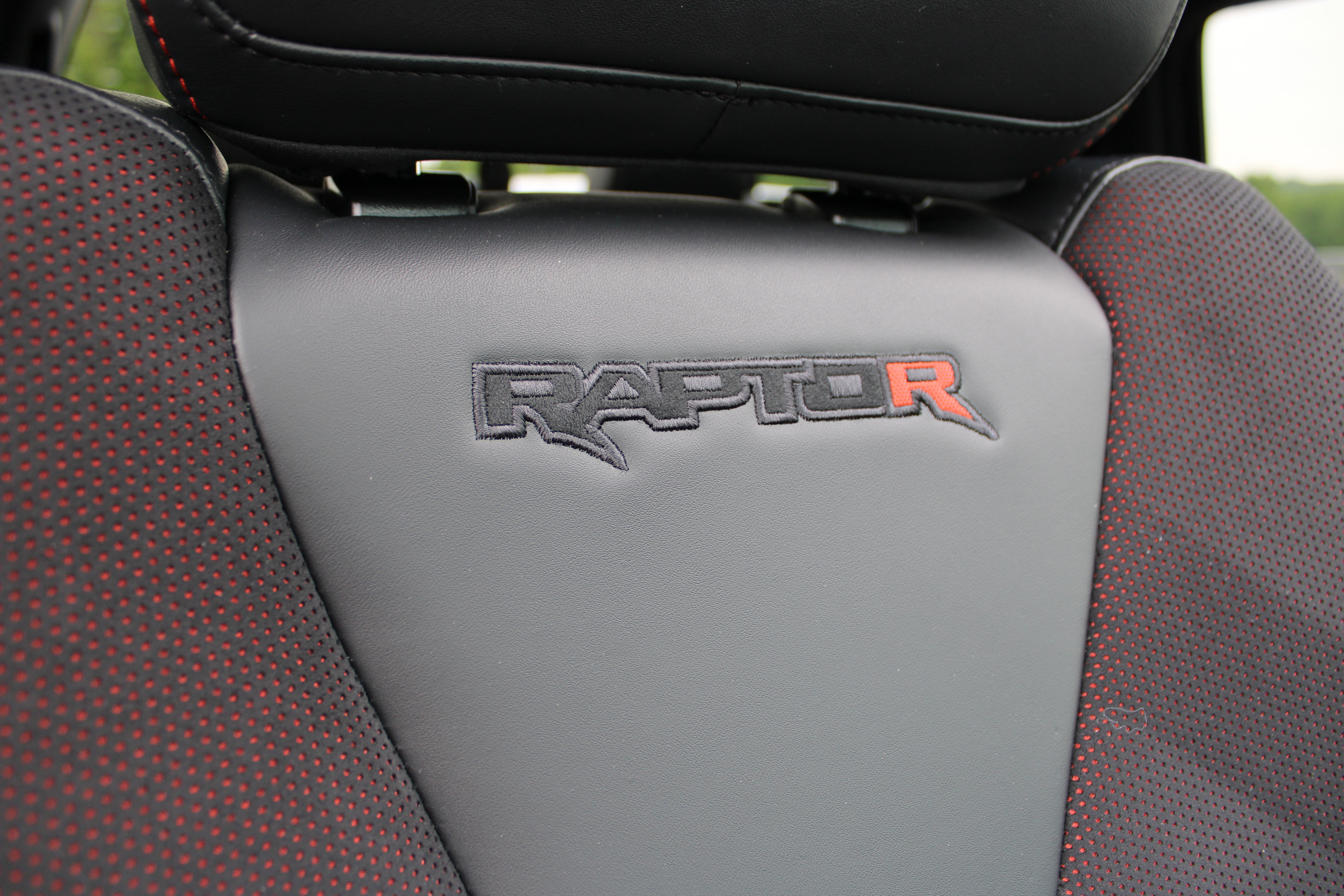Used 2025 Ford F150 Raptor w/ Equipment Group 803A Raptor R AWD/4WD image 20