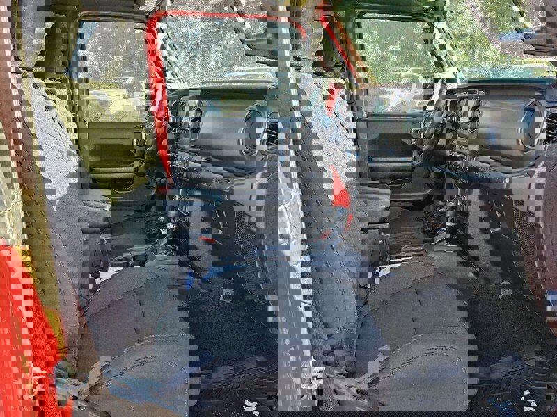 Used 2022 Jeep Wrangler Sport image 12