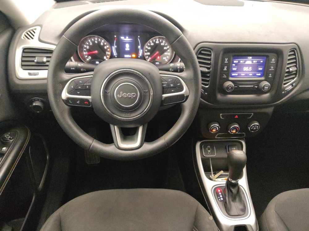 Used 2018 Jeep Compass Sport image 22