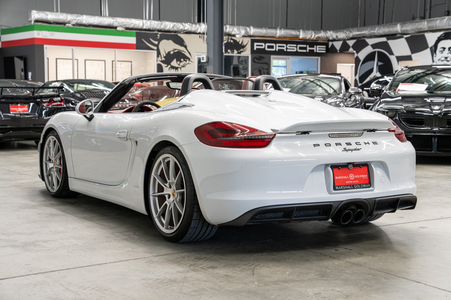 Used 2016 Porsche Boxster Spyder RWD image 6