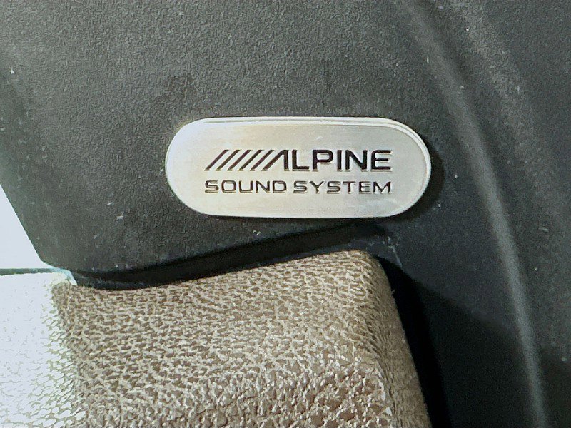 Used 2012 Chrysler 300 Limited w/ Luxury Group image 20