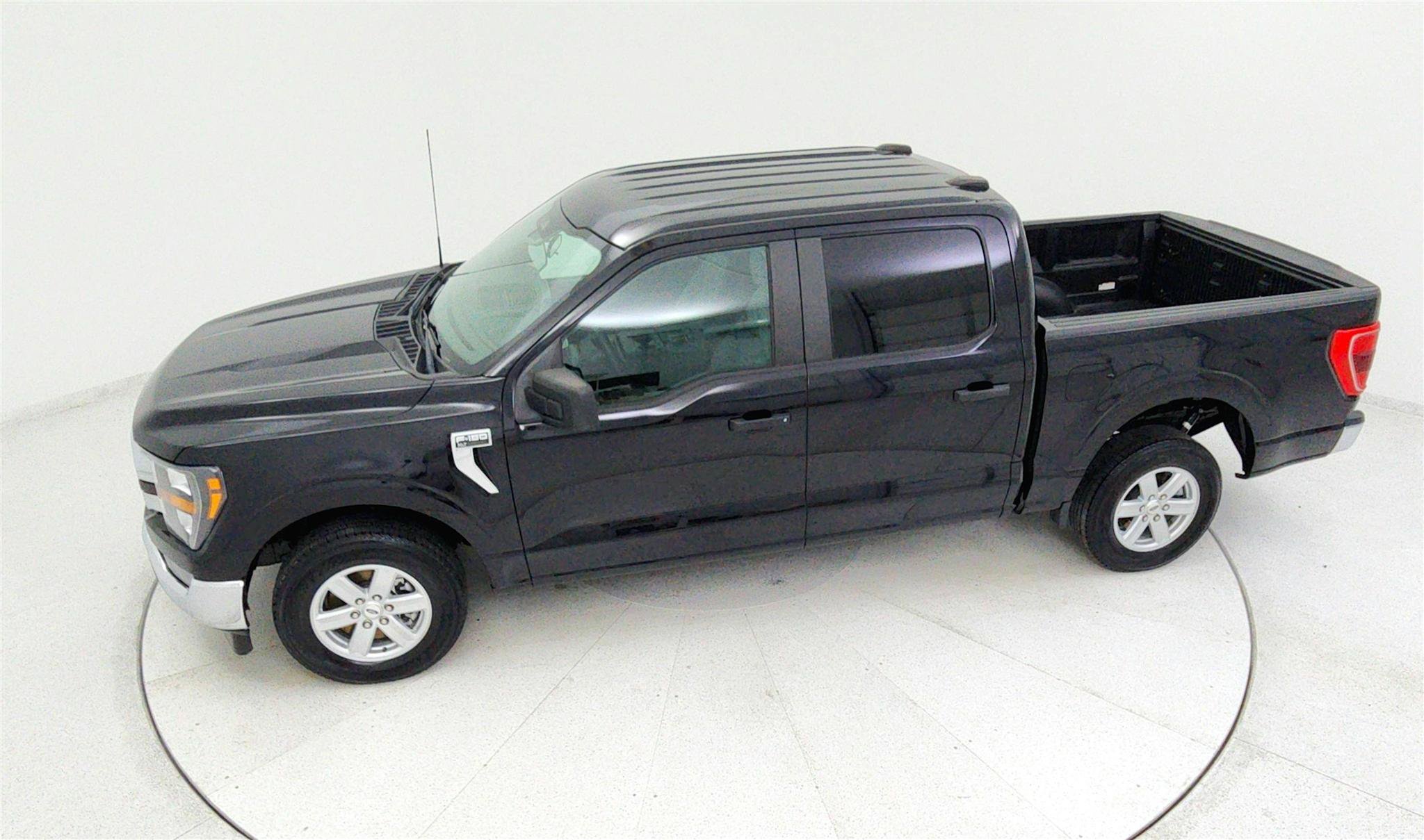 Used 2023 Ford F150 XLT RWD image 27