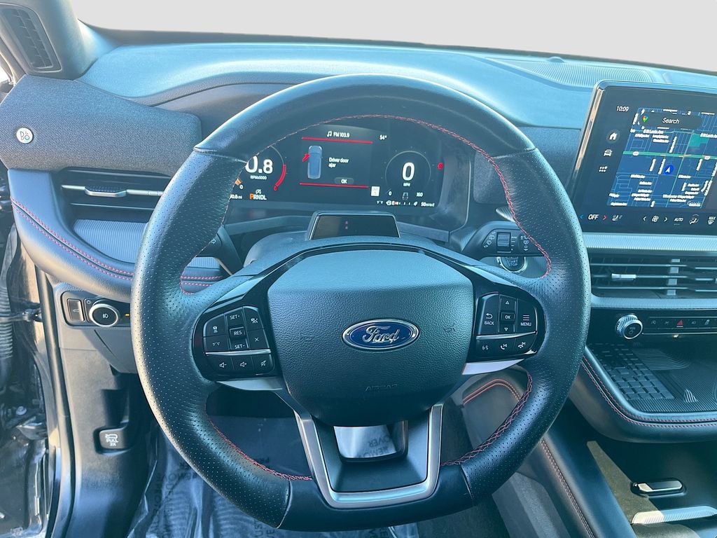 Used 2025 Ford Explorer ST-Line w/ Premium Package RWD image 11