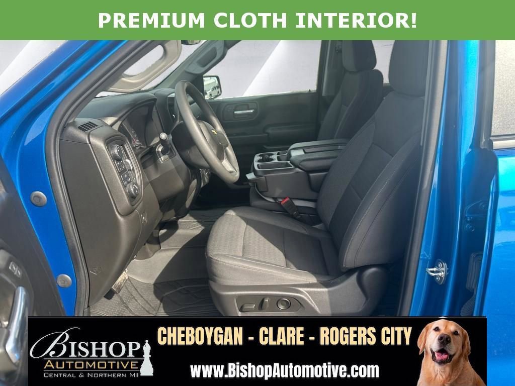 Used 2023 Chevrolet Silverado 1500 Custom AWD/4WD image 9