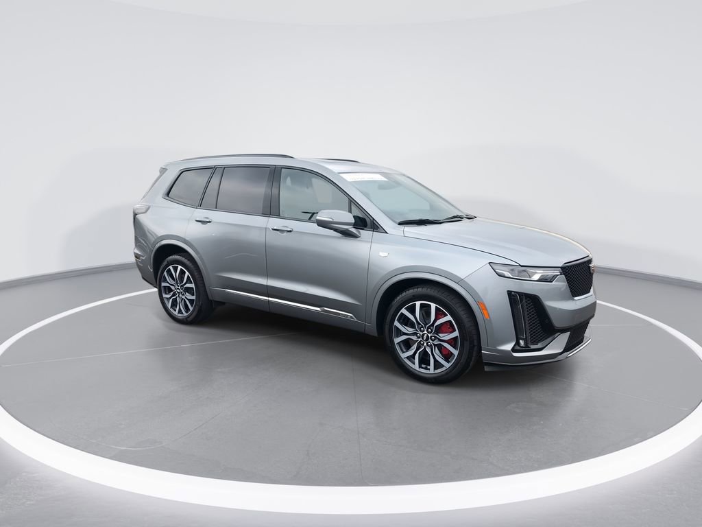 Used 2024 Cadillac XT6 Sport AWD/4WD image 2