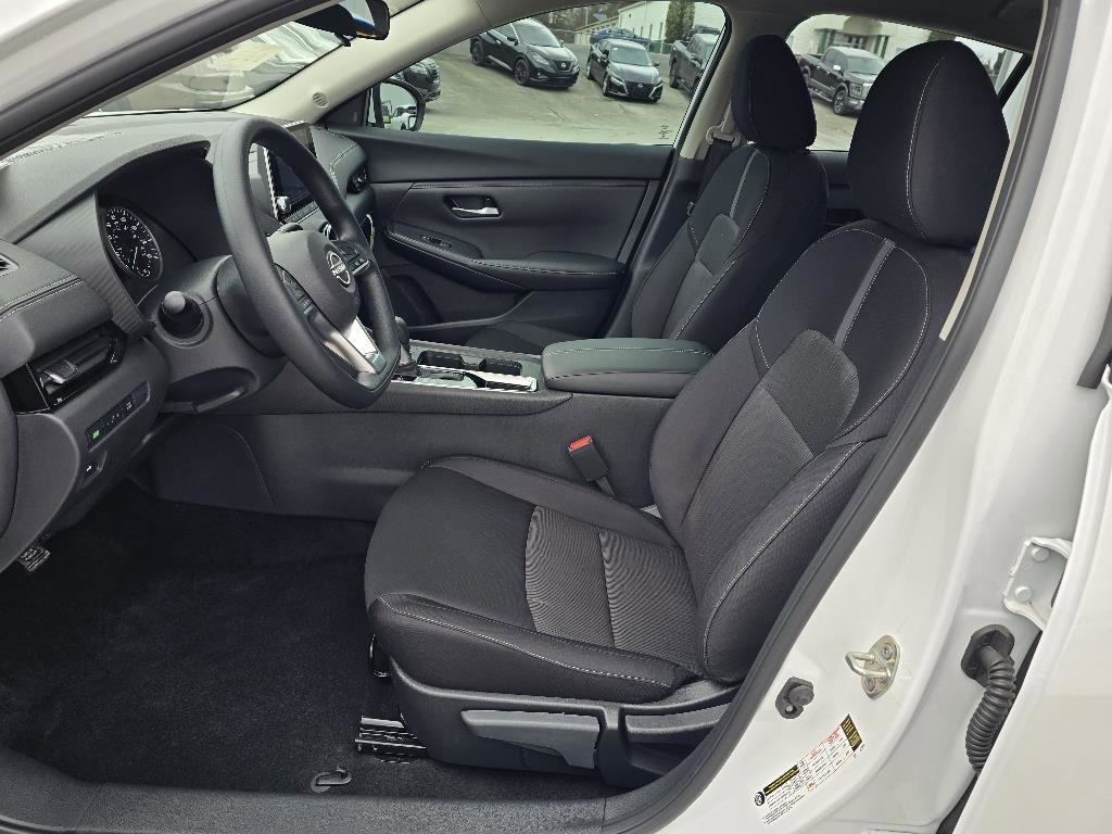 New 2025 Nissan Sentra SV image 11