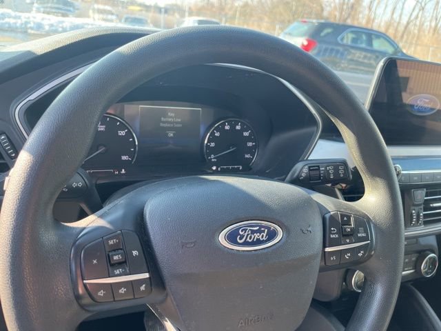 Used 2022 Ford Escape SE image 12