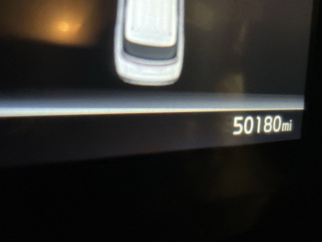 Used 2023 Kia Carnival LX image 15