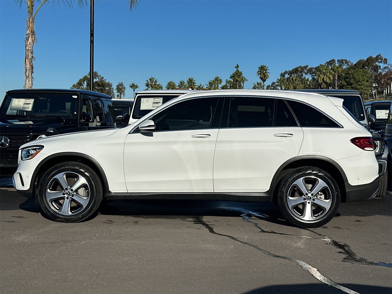 Certified 2022 Mercedes-Benz GLC 300 4MATIC w/ Premium Package Lite image 7