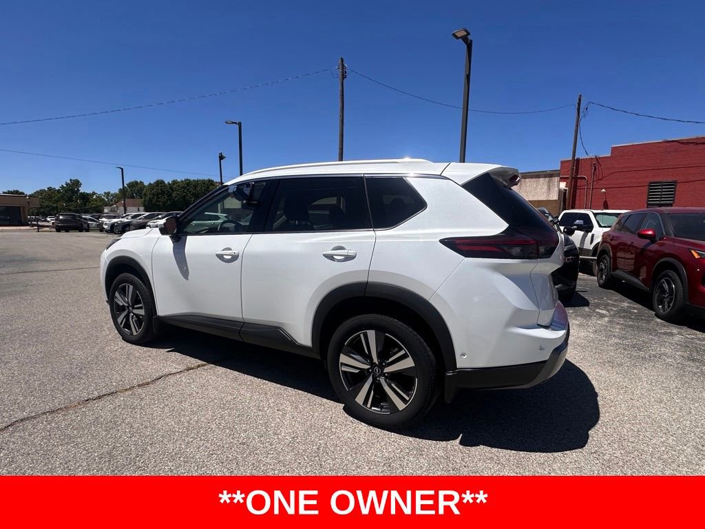 Certified 2024 Nissan Rogue SL w/ SL Premium Package FWD image 3