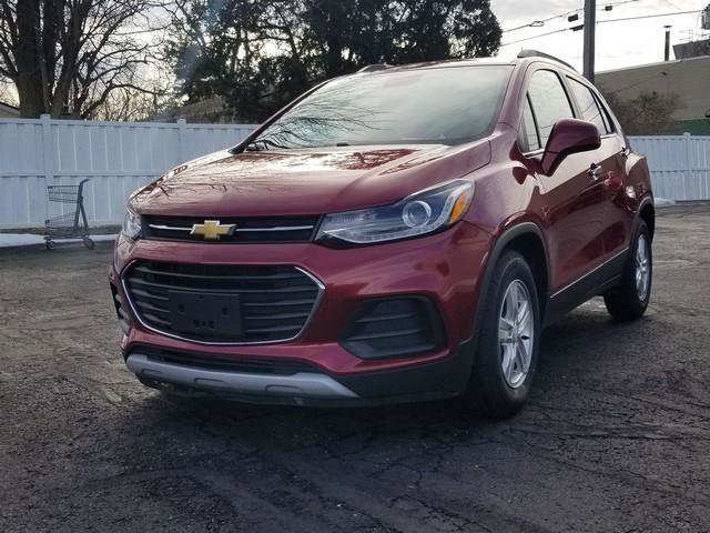 Used 2019 Chevrolet Trax LT w/ LT Convenience Package image 3