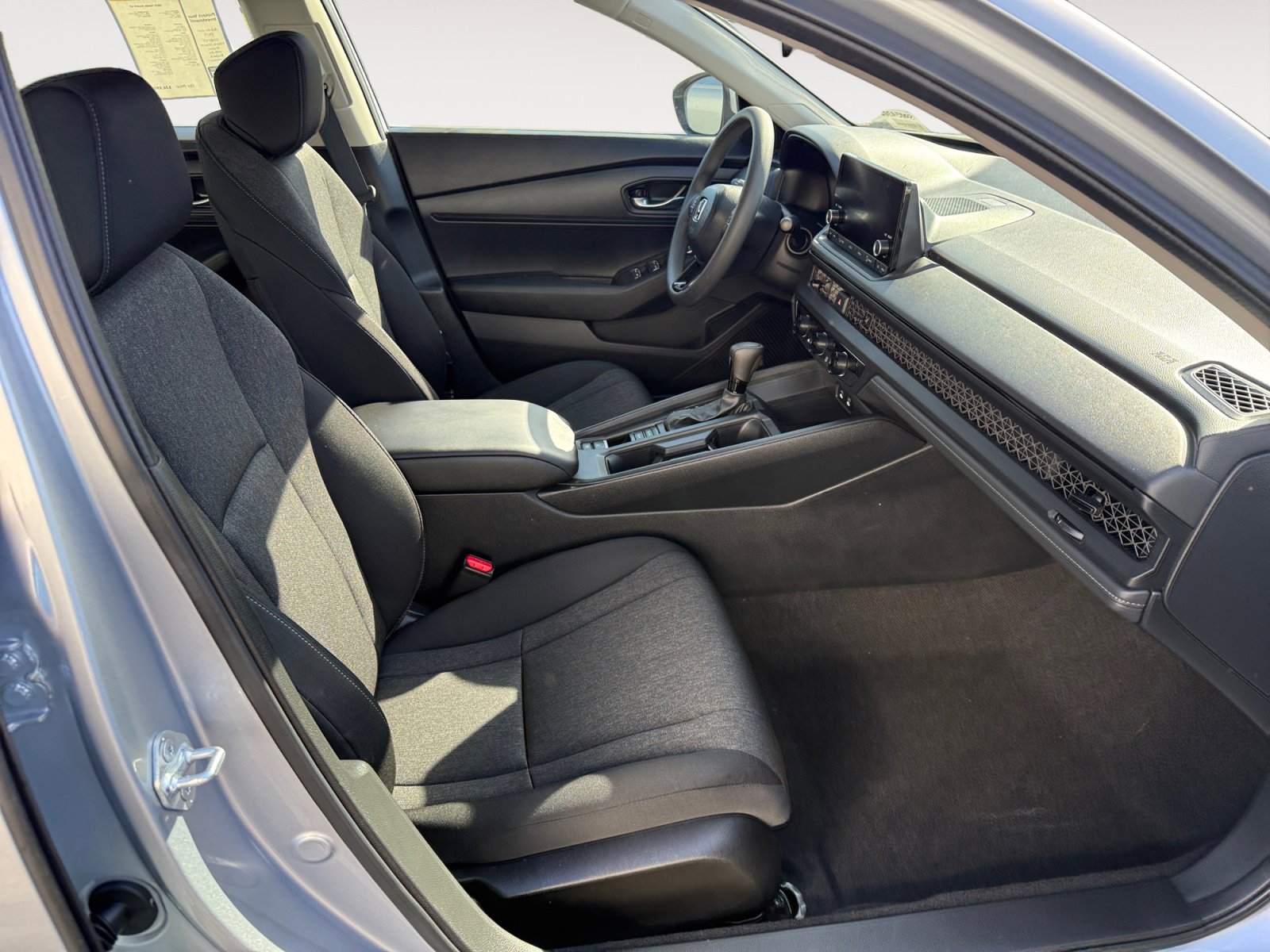 Used 2025 Honda Accord LX image 19