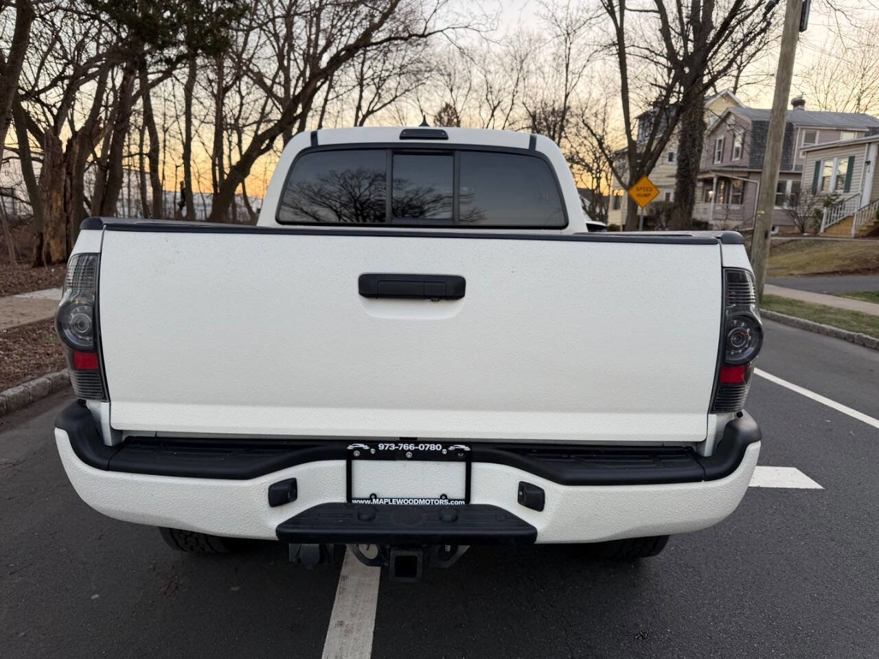 Used 2014 Toyota Tacoma 4x4 Double Cab w/ TRD Sport Package image 7