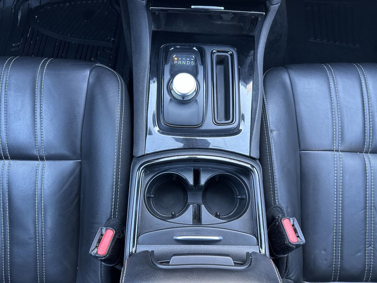 Used 2018 Chrysler 300 S w/ 300S Premium Group image 19