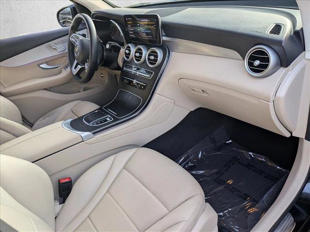 Used 2022 Mercedes-Benz GLC 300 image 20