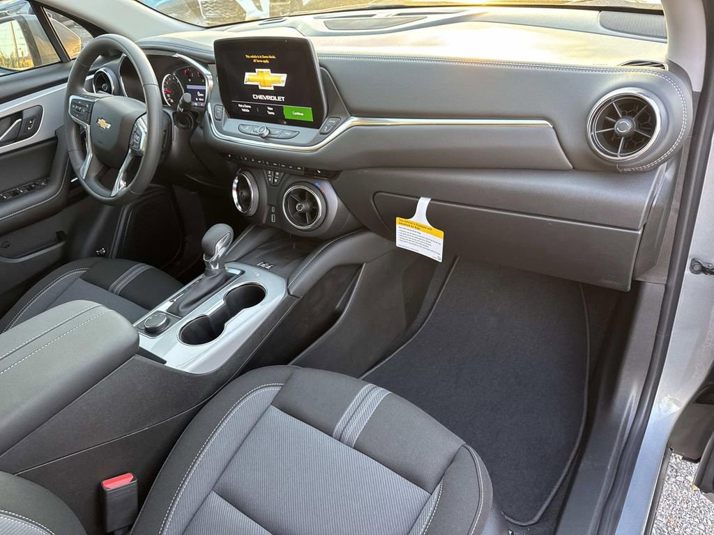 New 2026 Chevrolet Blazer LT image 10