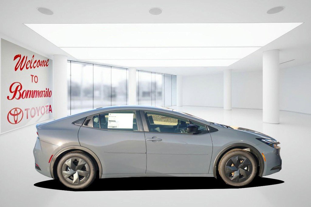 New 2026 Toyota Prius LE image 5