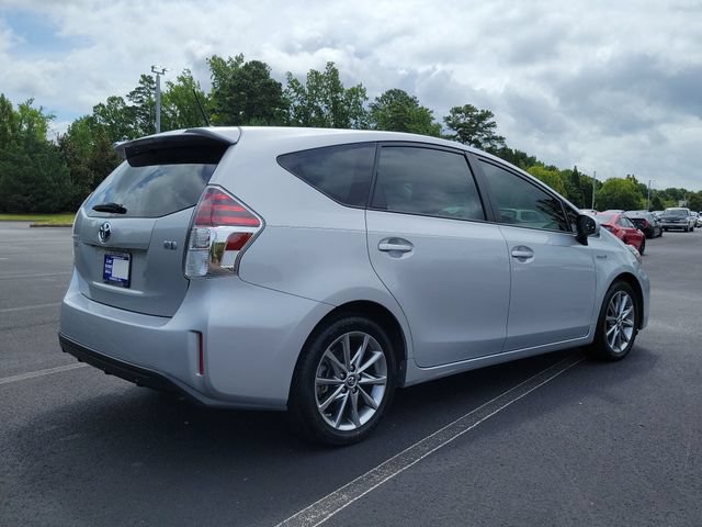 Used 2017 Toyota Prius V Five w/ Advanced Technology Package FWD image 4