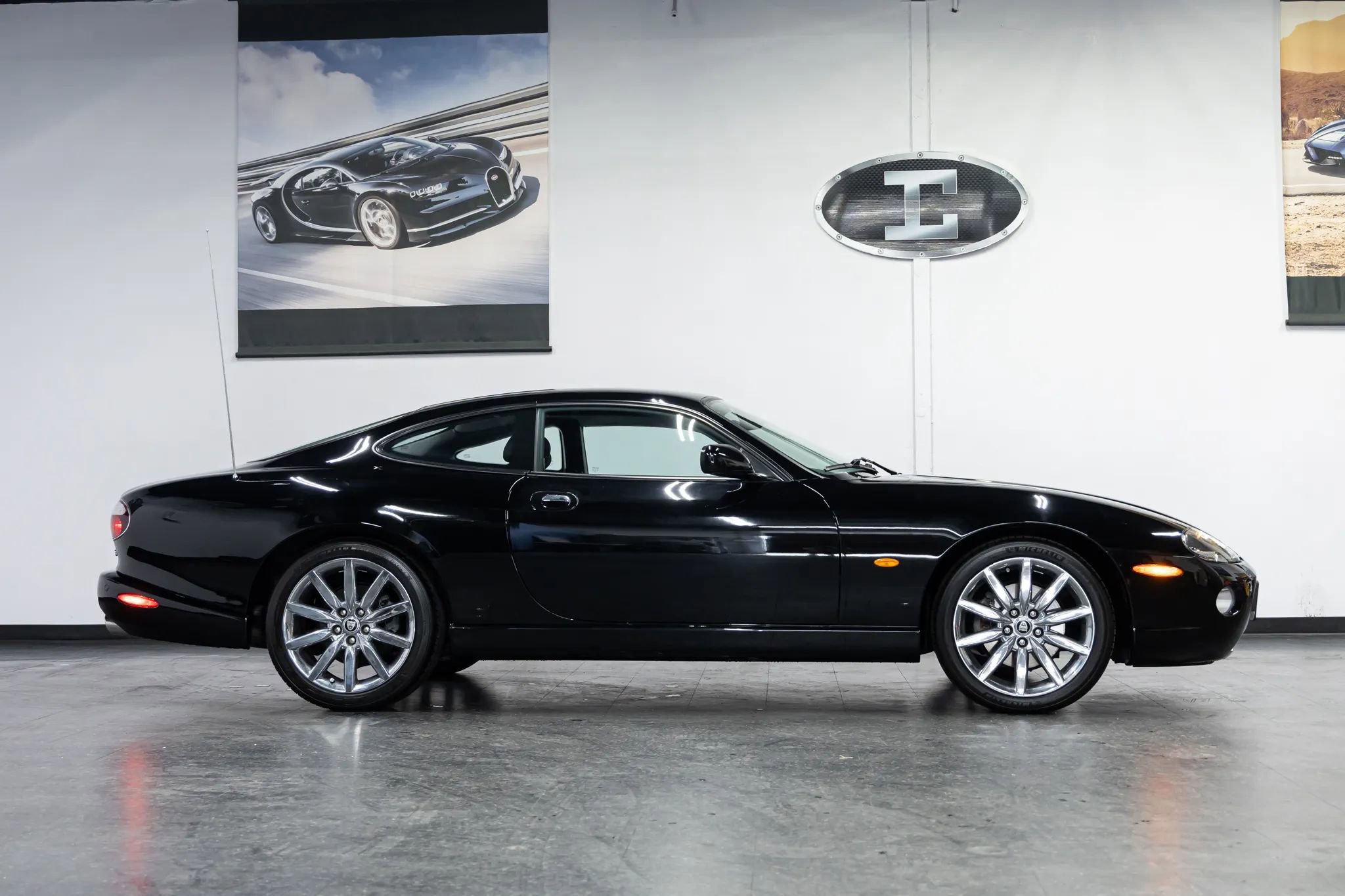 Used 2006 Jaguar XK8 Coupe image 9