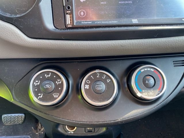 Used 2017 Toyota Yaris L FWD image 21