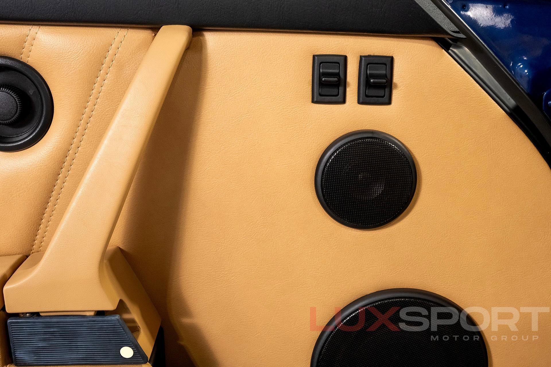 Used 1992 Porsche 911 Carrera image 15