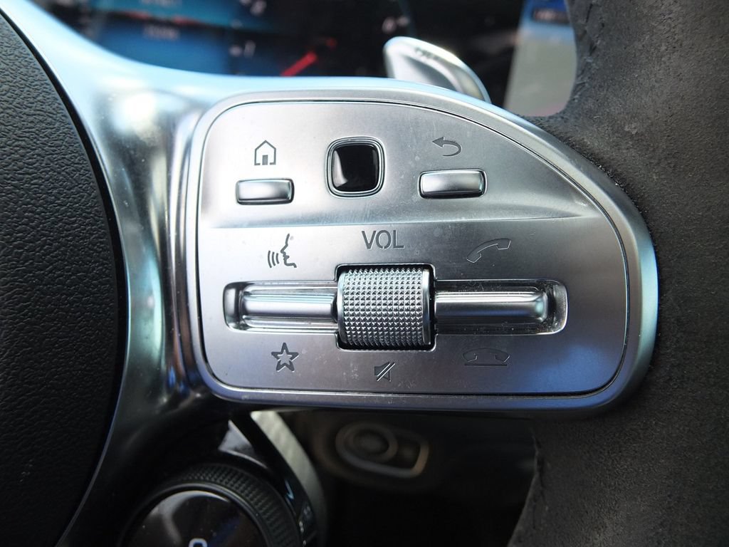 Used 2023 Mercedes-Benz GLE 53 AMG 4MATIC w/ Exterior Lighting Package image 35