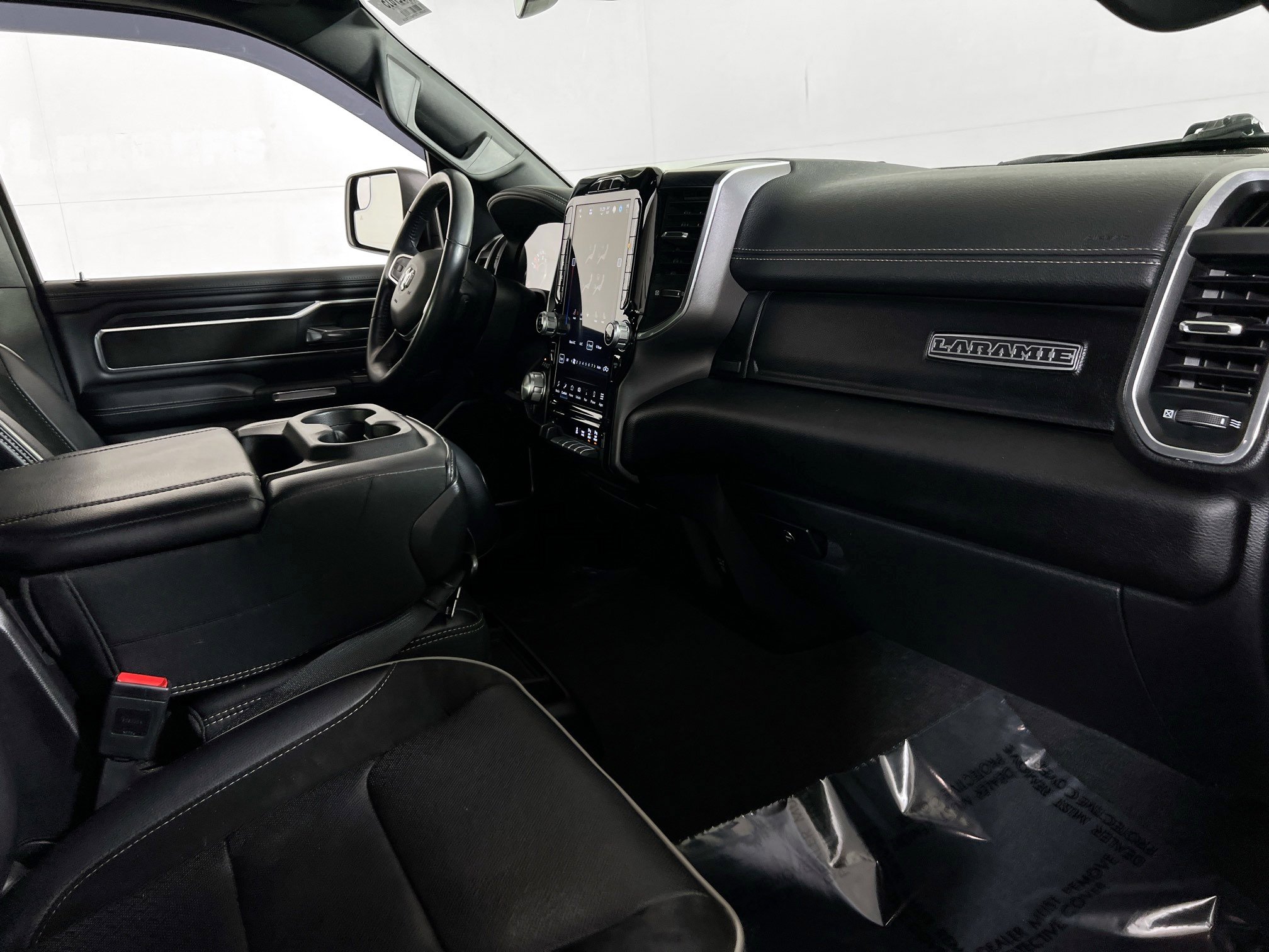 Used 2023 RAM 1500 Laramie image 28