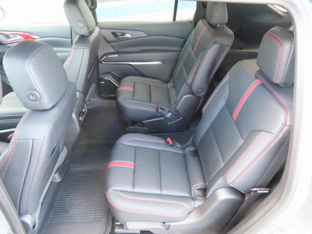 New 2026 Chevrolet Traverse RS w/ LPO, Floor Liner Package image 26