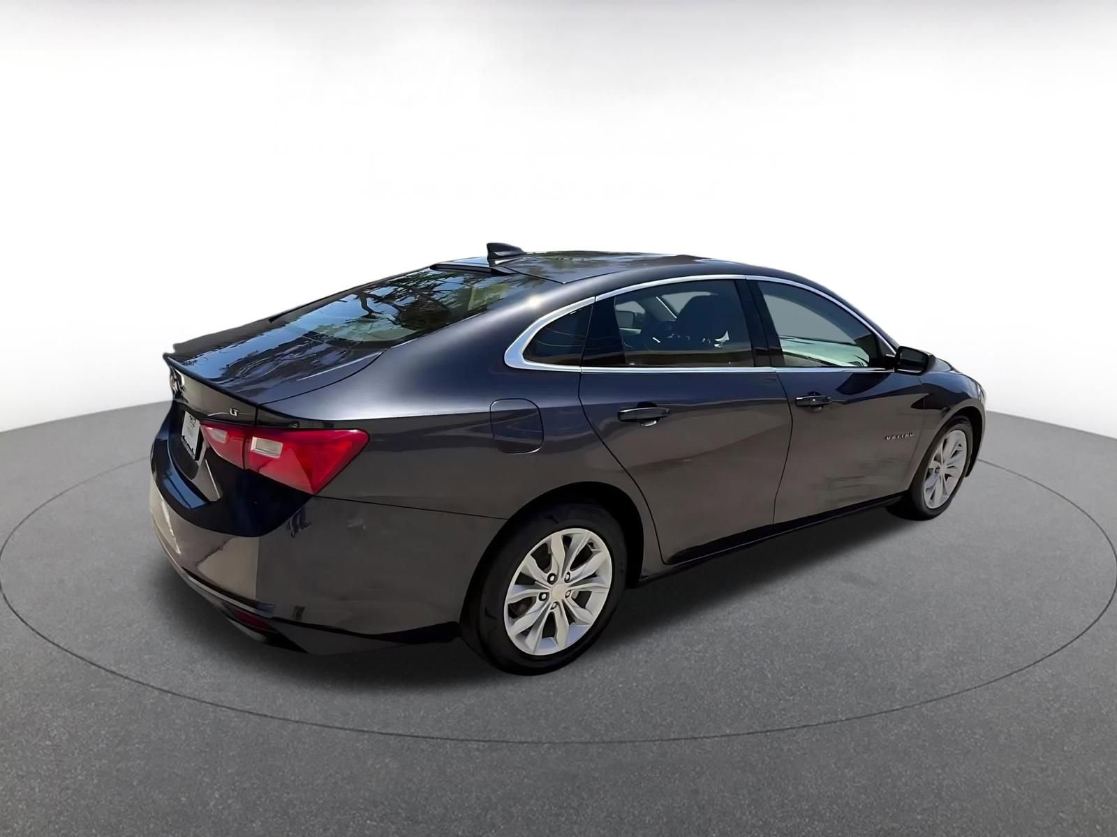 Used 2023 Chevrolet Malibu LT w/ Driver Confidence Package FWD image 16