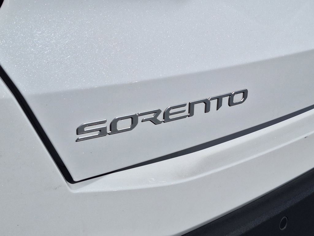 Used 2024 Kia Sorento S image 31