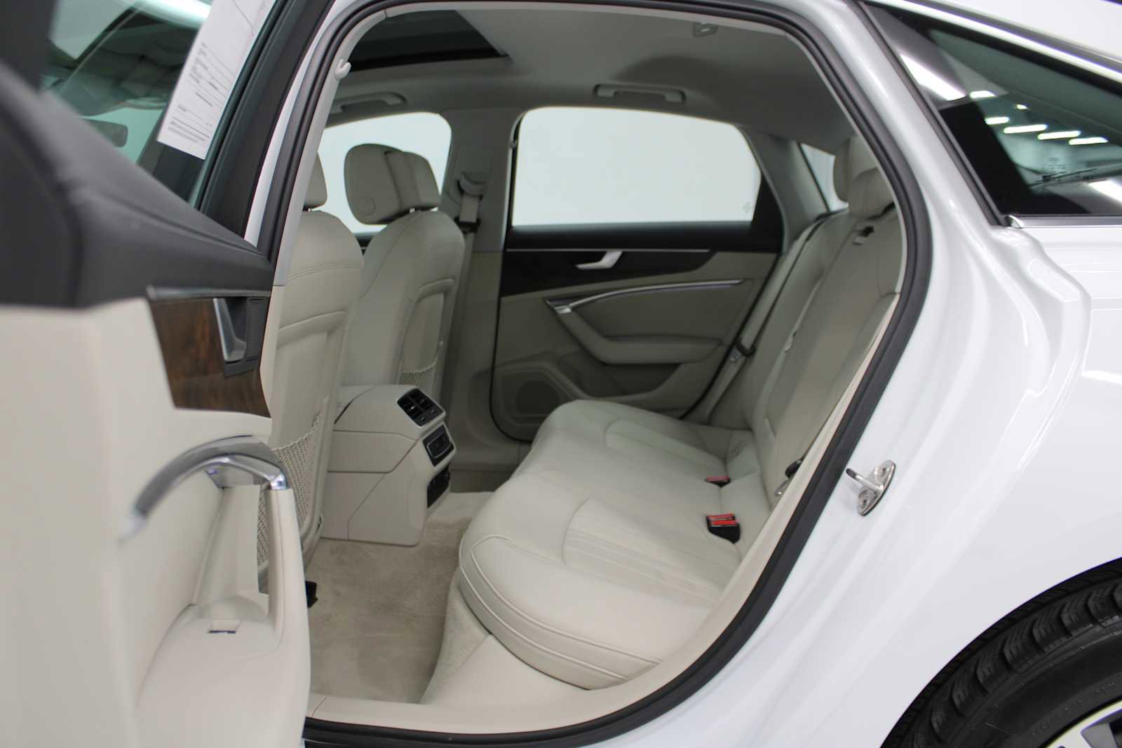 Used 2023 Audi A6 Premium w/ Convenience Package image 37