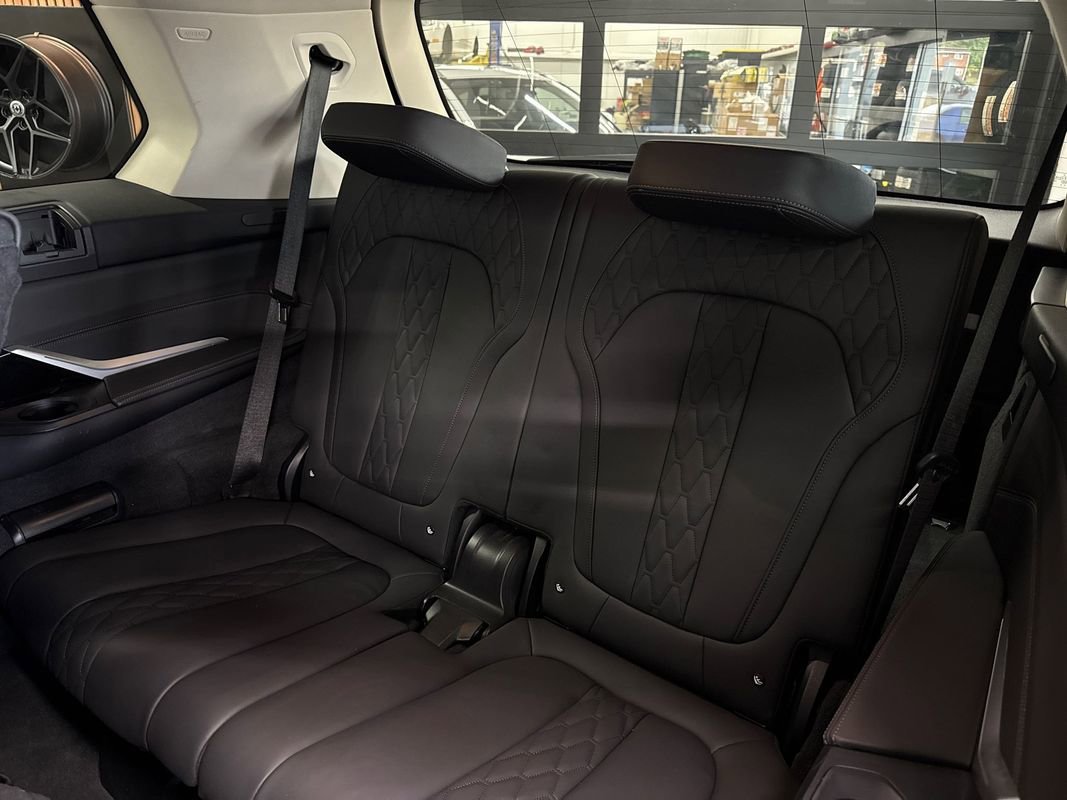 Used 2022 BMW X7 xDrive40i image 45