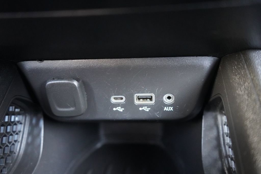 Used 2023 Chevrolet TrailBlazer LT image 33