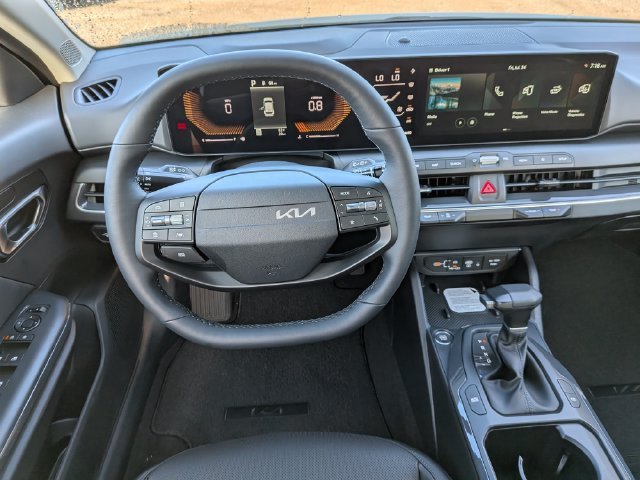 New 2026 Kia K4 EX FWD image 17