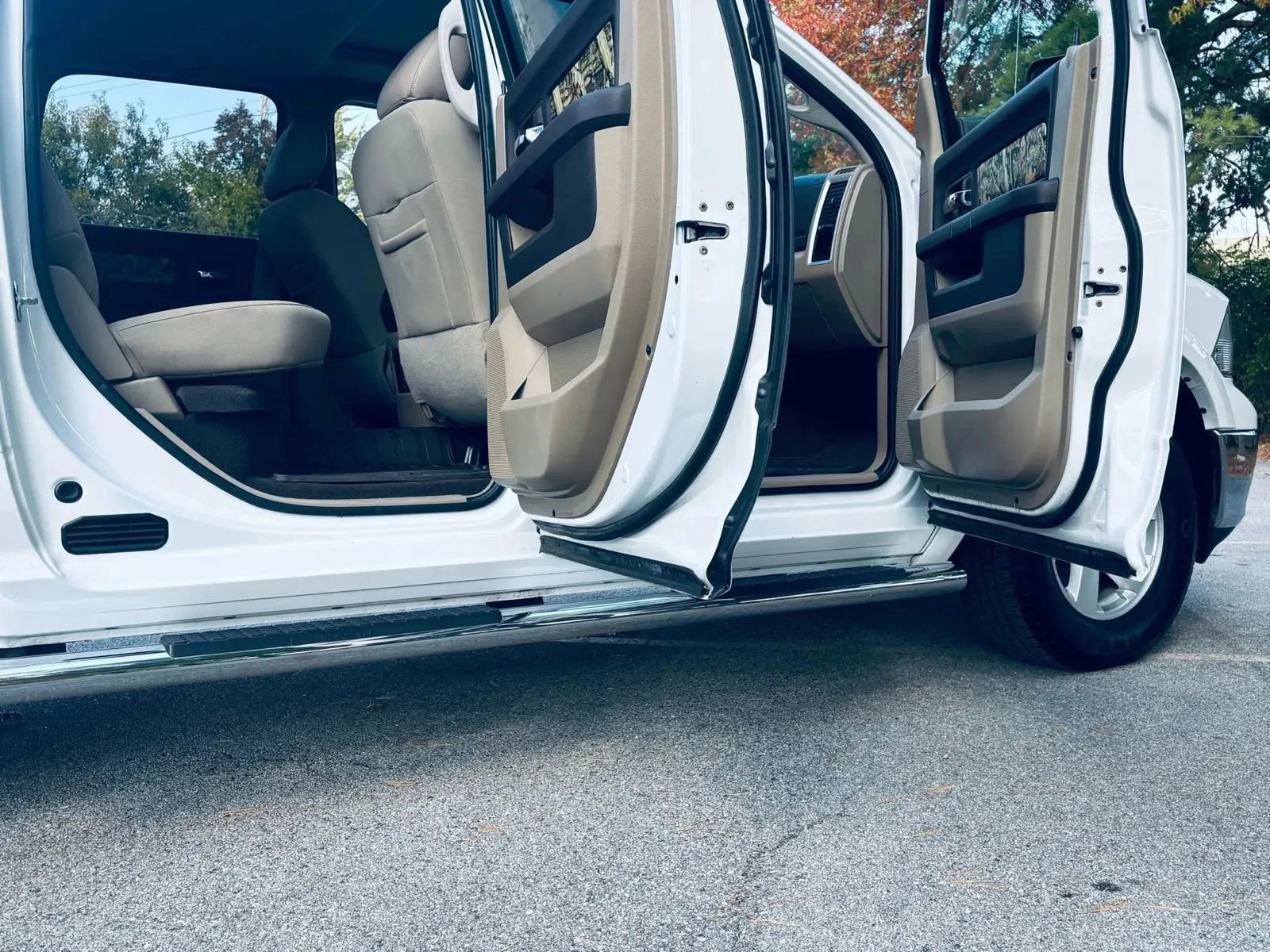 Used 2012 RAM 1500 Outdoorsman image 3