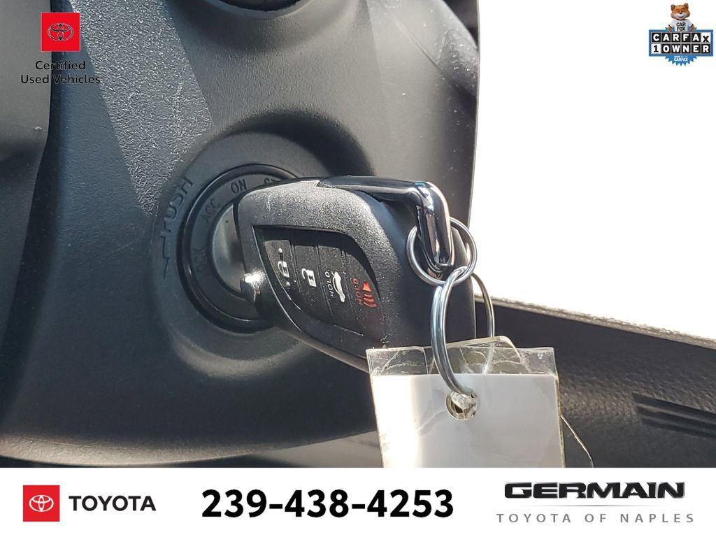 Certified 2020 Toyota Corolla LE FWD image 33