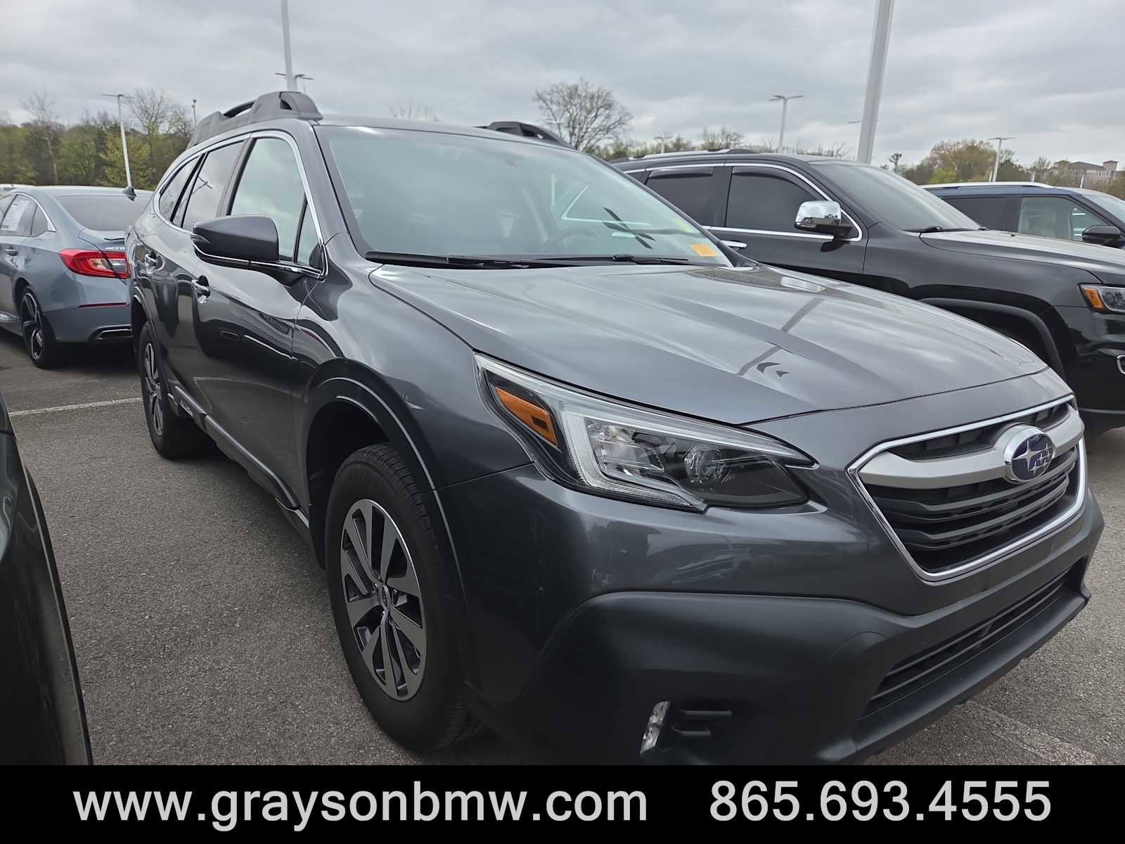 Used 2021 Subaru Outback Premium image 1