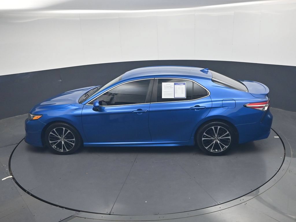 Used 2020 Toyota Camry SE FWD image 24