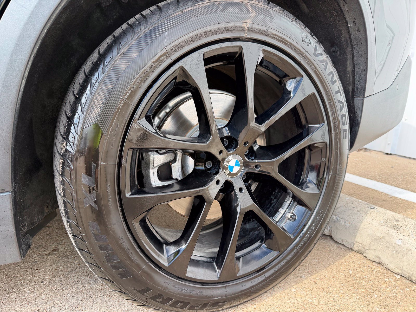 Used 2021 BMW X5 sDrive40i w/ Premium Package RWD image 49
