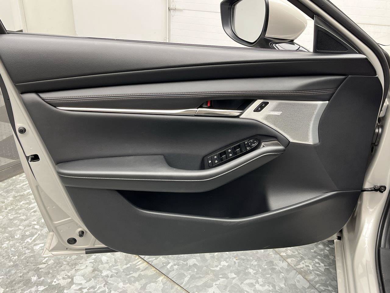 New 2026 MAZDA MAZDA3 2.5 S Hatchback w/ Premium Pkg FWD image 8