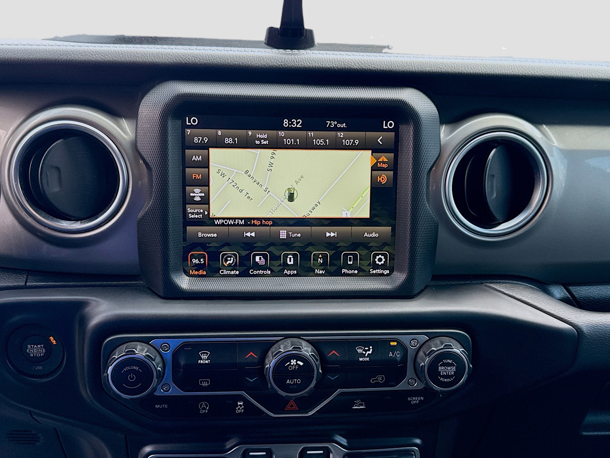 Used 2022 Jeep Wrangler Unlimited Sahara image 10