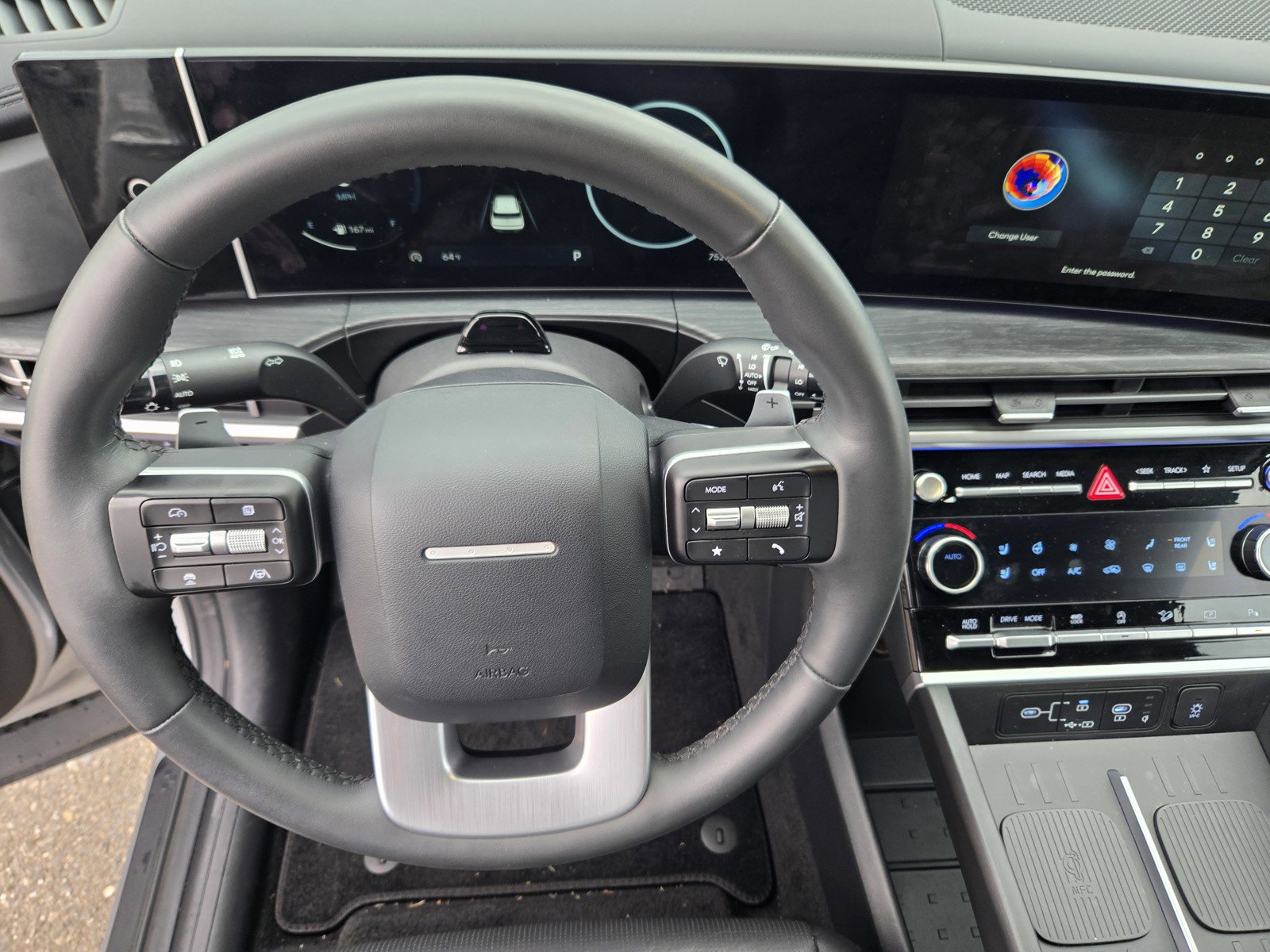 Used 2025 Hyundai Santa Fe Limited image 31