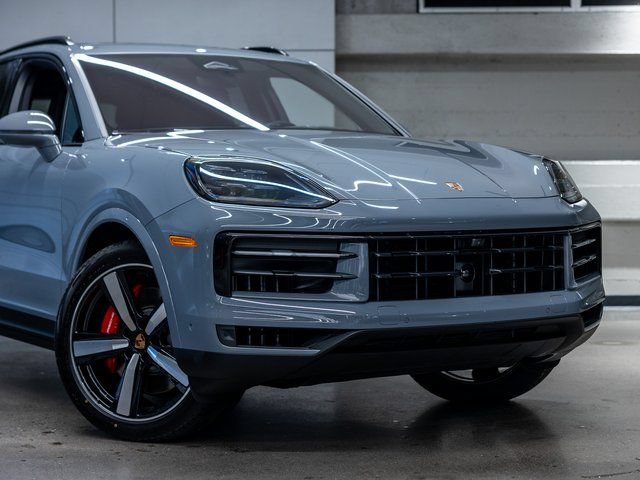 New 2026 Porsche Cayenne S AWD/4WD image 15